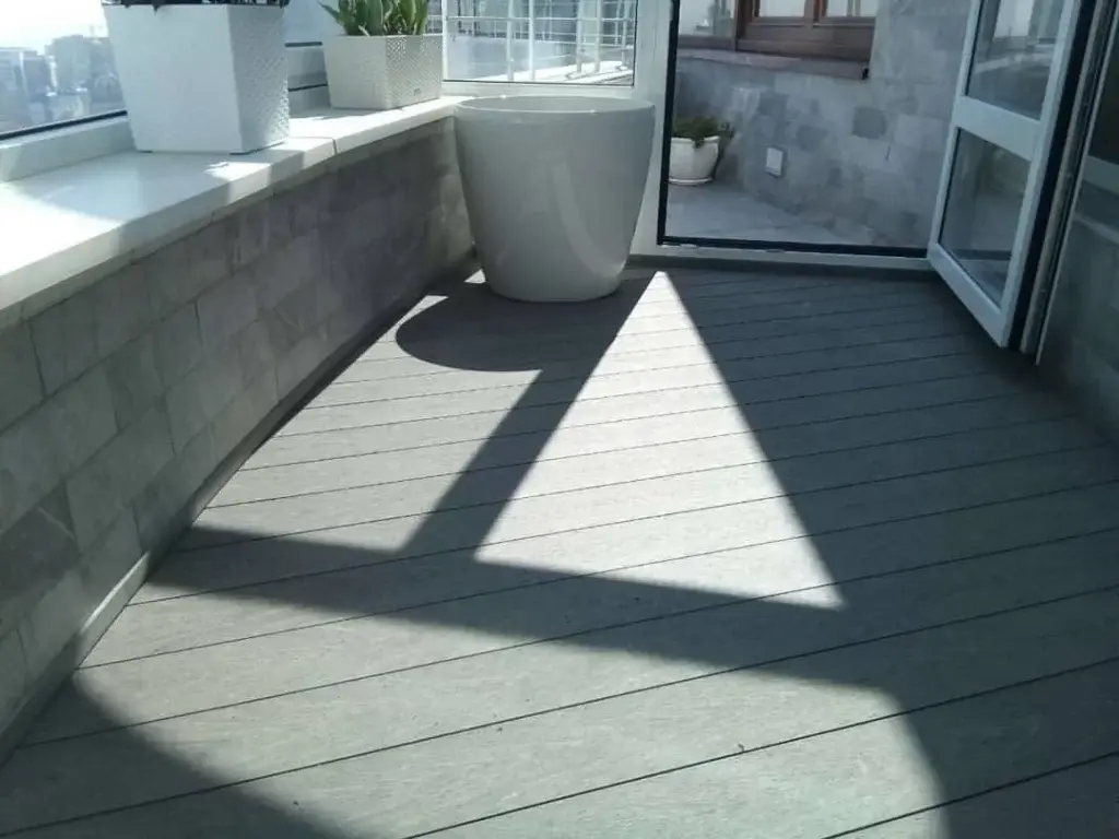 Балкон ДПК, Харьков