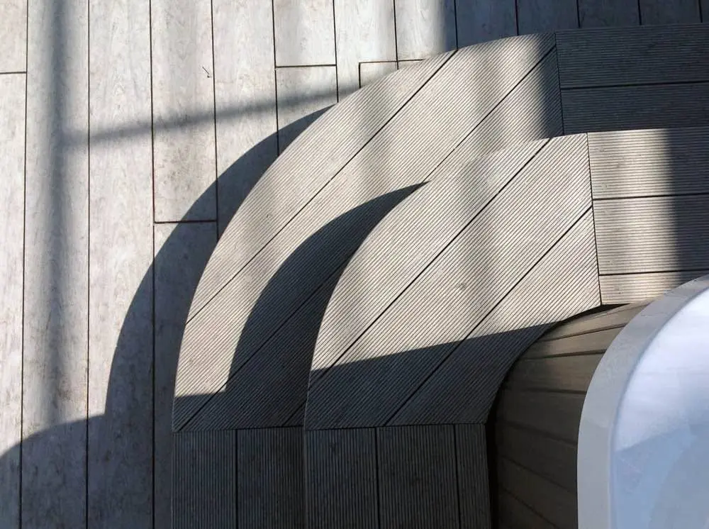 ДПК біля будинку, Харків